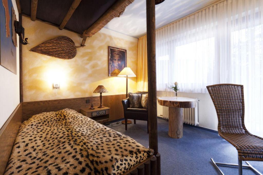 Themen Hotel Terrassen Cafe Bad Münder am Deister エクステリア 写真